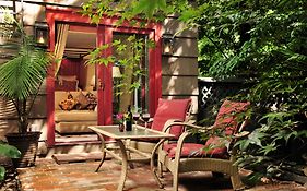 1795 Acorn Inn Bed And Breakfast